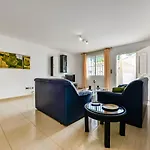 Guzman - Stefka Villa